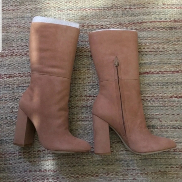 Mid-Calf Boots - Picture 5 of 7